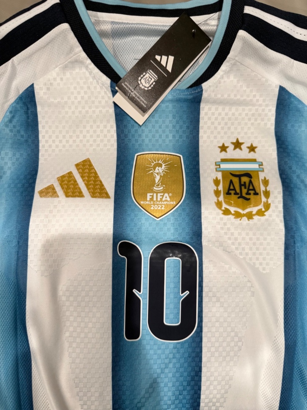 MESSI -Adidas Argentina Home Jersey #10 – – Size M – NEW WITH TAGS - Picture 5 of 8